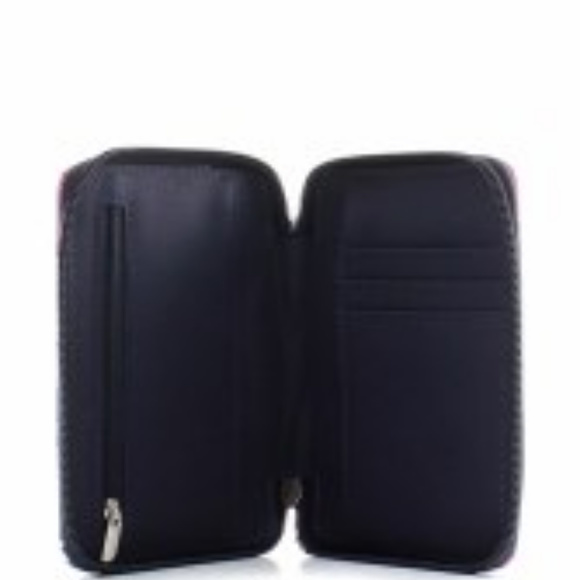 New Preppy Whale Whimsy Quilted Wristlet Wallet - Picture 3 of 4